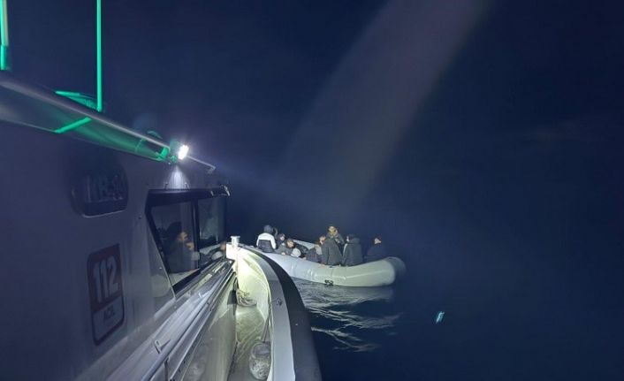 İzmir’de açıklarında göçmen hareketliliği