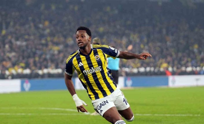 Jhon Duran, 2. golünü de derbide attı