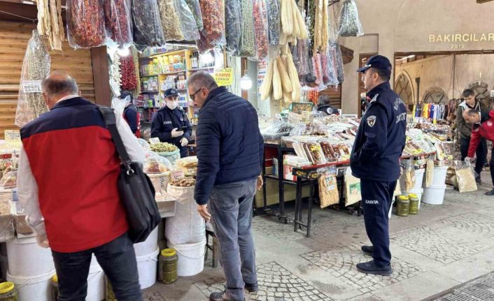 Kahramanmaraş Kapalı Çarşı’da gıda denetimi yapıldı