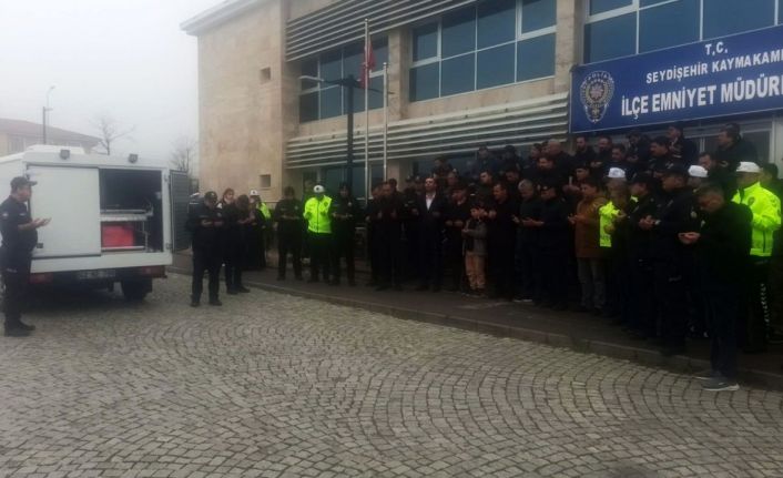 Kalp krizi geçiren polis memuru hayatını kaybetti