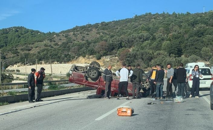 Kamyonet sürücüsü hayatını kaybetti