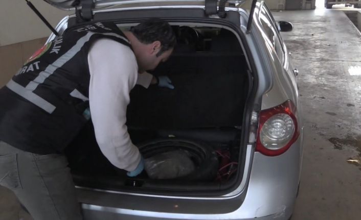 Kapıkule’de uyuşturucuya geçit yok: 22 kilo 662 gram esrar ele geçirildi