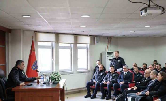 Karaburun birim amirleriyle buluştu