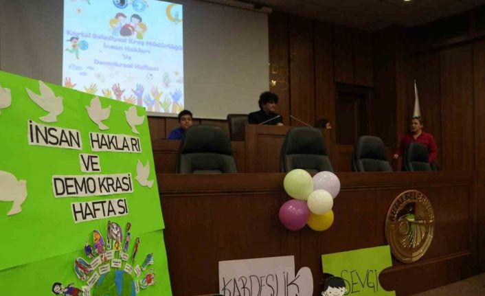 Kartal’da kreş öğrencilerinden örnek demokrasi davranışı