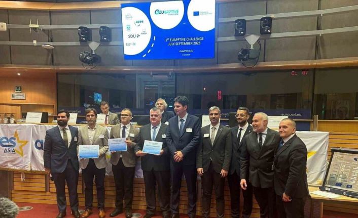 Kayseri büyükşehir Belediyesi’ne Brüksel’de ’En aktif belediye’ ödülü