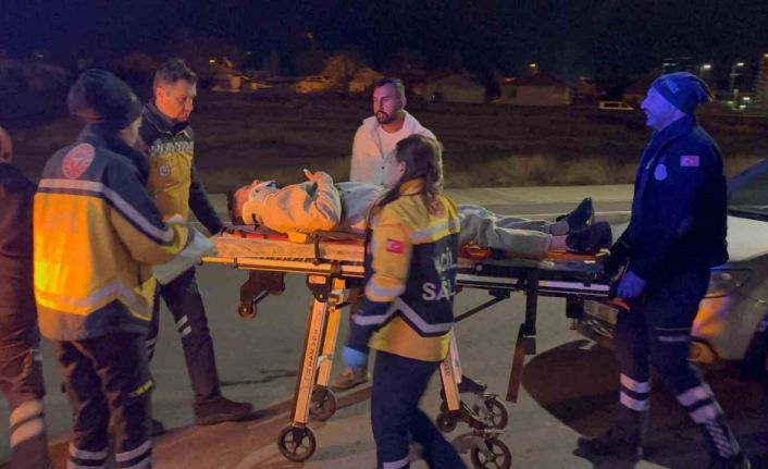 Kaza yapan alkollü sürücü, "Gazeteci çekerse üflemem" diyerek, ekiplere zorluk çıkardı