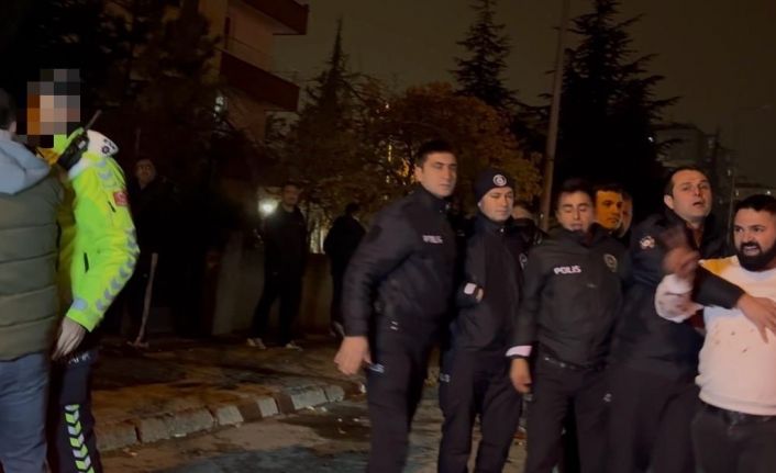 Kaza yapan şoför, görevini yapan polise: "Sana gerekeni yapacağım"