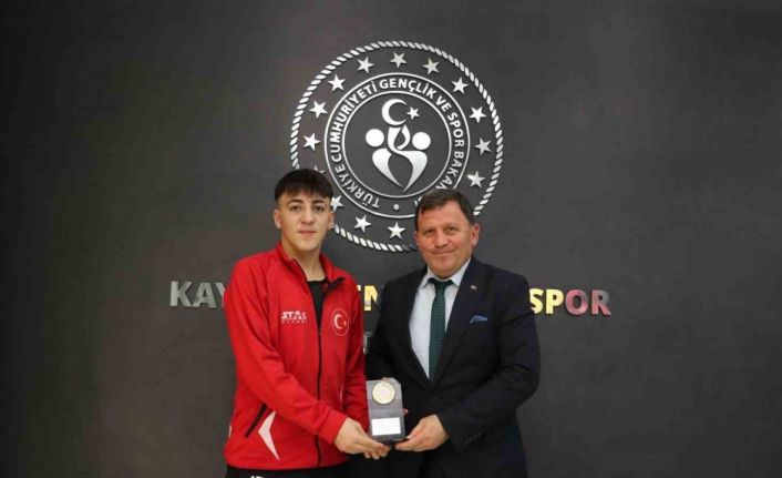 Kenan Eren Kahraman’dan Ali İhsan Kabakcı’ya ziyaret