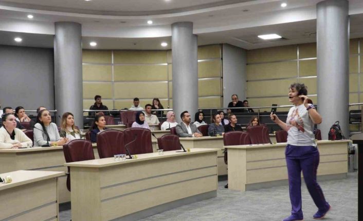 Kepez Belediyesi’nde personele solunum sağlığı eğitimi verildi