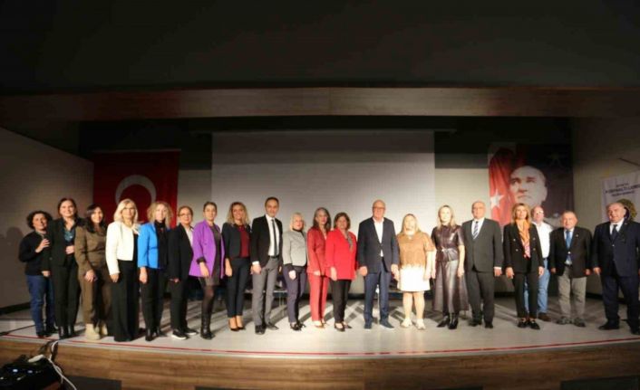 Kepez’de "Güçlü Kadınlar, Güçlü Yarınlar" konuşuldu