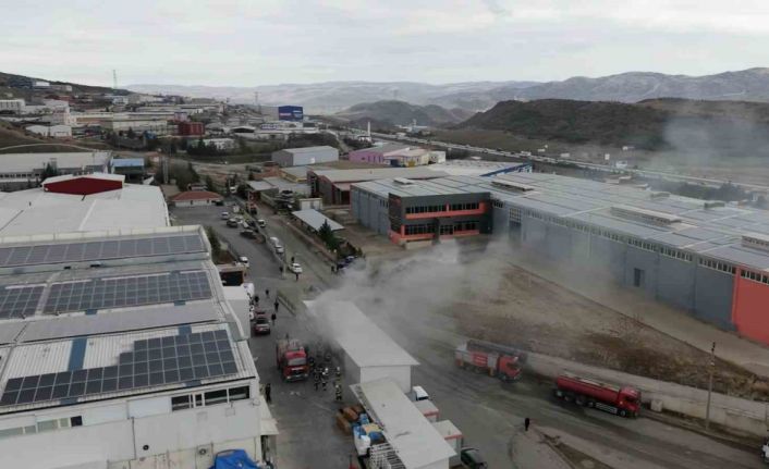 Kırıkkale’de aynı OSB’de çıkan ikinci yangın kontrol altına alındı