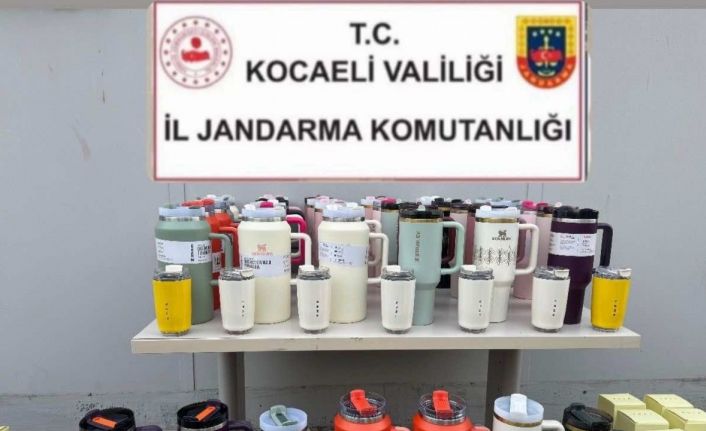 Kocaeli’de piyasa değeri yüksek ünlü markaya ait 100 termos ele geçirildi