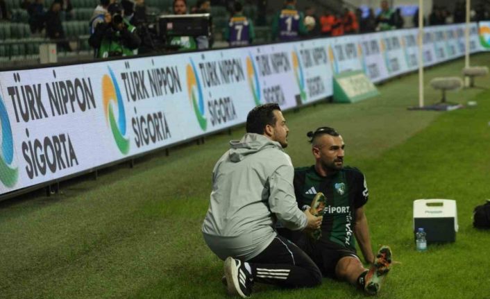 Kocaelisporlu oyuncu Serdar Dursun camiadan özür diledi