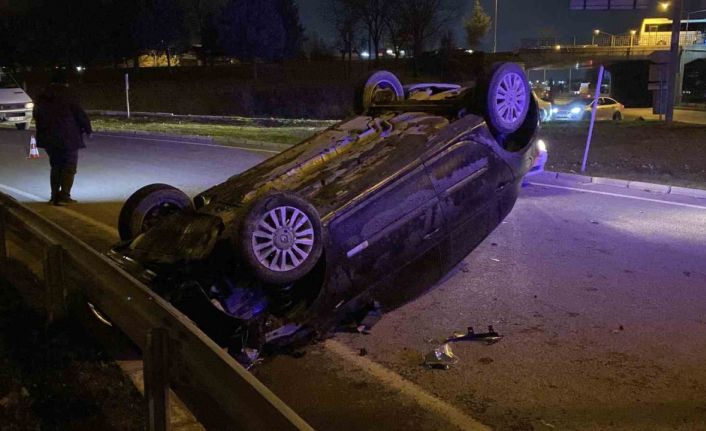 Kontrolden çıkan otomobil takla attı