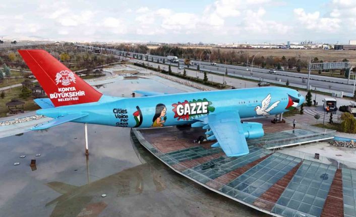 Konya Büyükşehir, şehre gelenleri "Gazze" mesajıyla karşılıyor