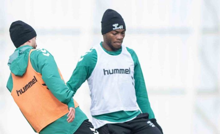 Konyaspor, Fenerbahçe maçının hazırlıklarına başladı