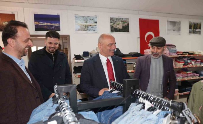 Körfez’de ihtiyaç sahipleri için "Sevgi Mağazası" kapılarını açtı