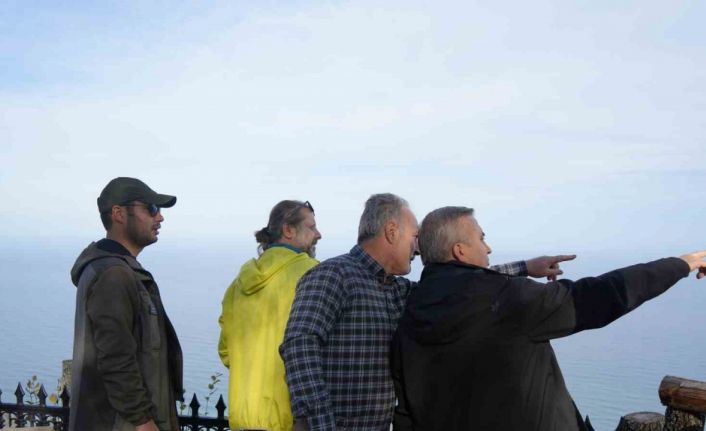 Köylülerin yaptığı teras manzarasıyla ziyaretçileri mest ediyor