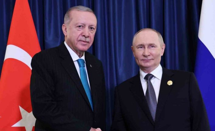 Kremlin: "Putin, yarın Türkmenistan’da Erdoğan ile görüşecek"