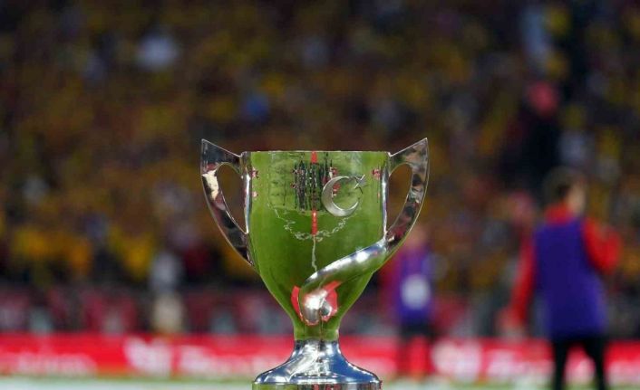 Kupada Fenerbahçe-Beşiktaş derbisinin tarihi açıklandı