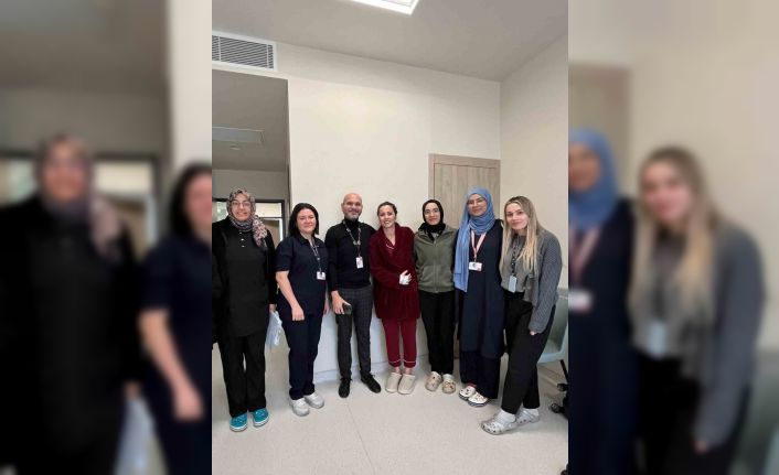 Kütahya Şehir Hastanesi’nde dev yumurtalık kitleleri başarıyla çıkarıldı