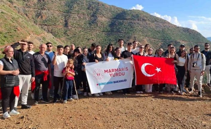 KYK’lı öğrencilerden ve derneklerden yangın sonrası Marmaris’e can suyu