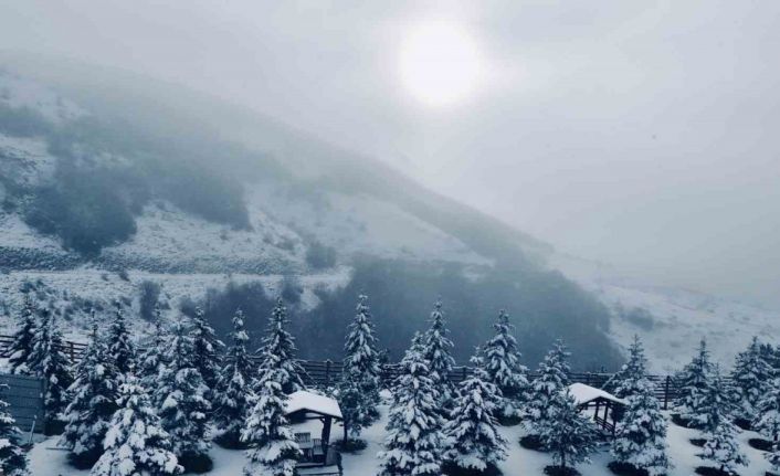 Ladik Akdağ beyaz gelinliğini giydi