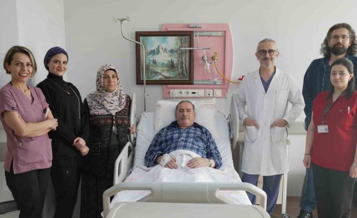 Malatya’da aort yırtığı kapalı yöntemle onarıldı