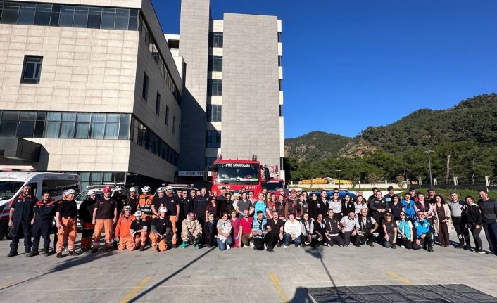 Marmaris Devlet Hastanesi’nde gerçeğini aratmayan tatbikat