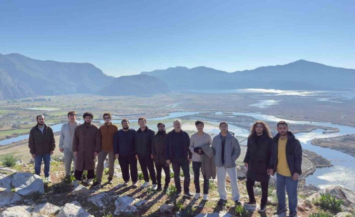 Menteşe gençleri Dalyan Kaunos’ta tarih ve doğayla buluştu