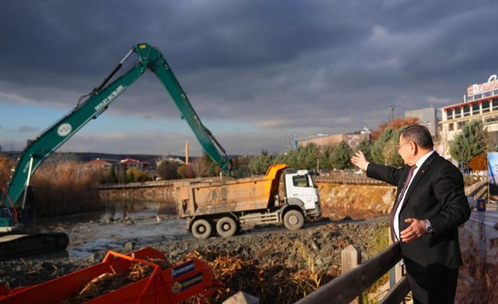 Mogan Gölü’nde 2. etap temizlik çalışmaları tamamlandı