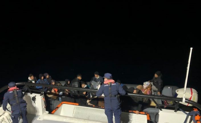 Motor arızası nedeniyle sürüklendiler