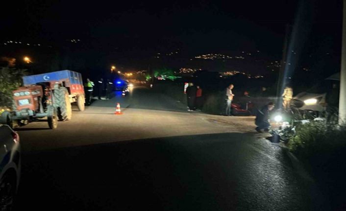 Motosiklet ile traktör çarpıştı: 1 ölü
