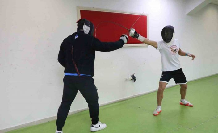 Muhammed Emir Kurtulan: "Uluslararası arenada yeni başarılara imza atmak istiyorum"