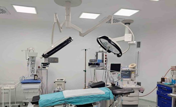 Niğde Ömer Halisdemir Hastanesi’nde ameliyathaneler yeni alanda hizmete başladı