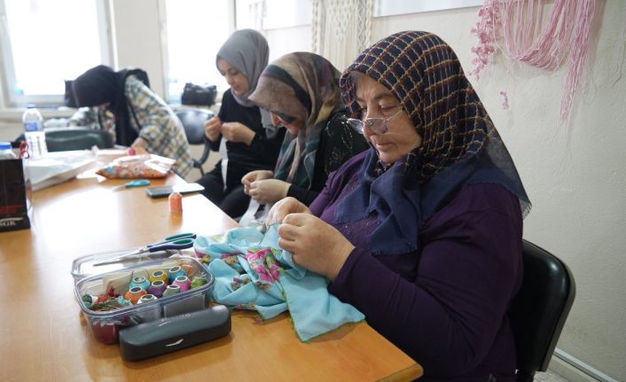 Niğde’de hayat boyu öğrenmeye yoğun ilgi: 191 kursta 4 bin 802 kursiyer eğitim alıyor