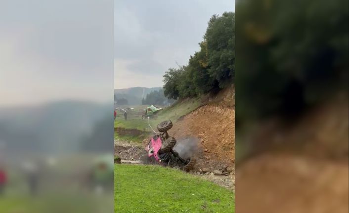 Off-road yarışında kontrolden çıkan araç böyle takla attı