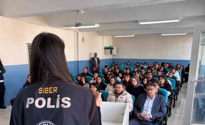Öğrenci ve öğretmenlere polisten eğitim