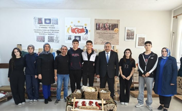 Öğrenciler ilçenin geleneğini okulda yaşatıyor