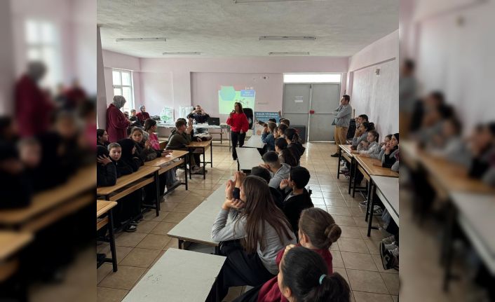 Öğrencilere balık ve deniz ürünleri tanıtıldı