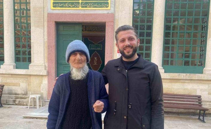 Ömrü sokaklarda geçti, ilk evine 85 yaşında kavuştu