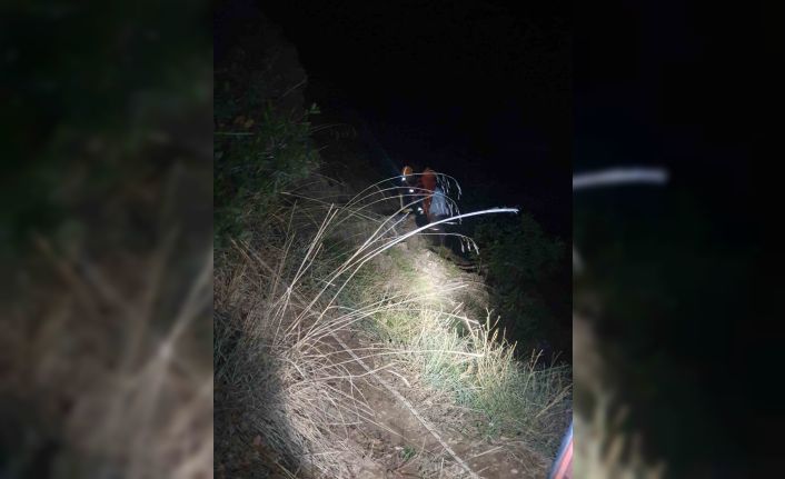Ormanlık alanda mahsur kalan bir kişi kurtarıldı