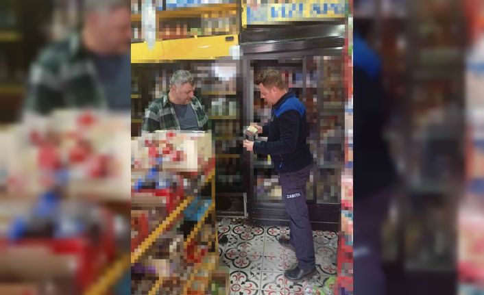 Pınarhisar’da zabıta ekiplerinden marketlere sıkı denetim