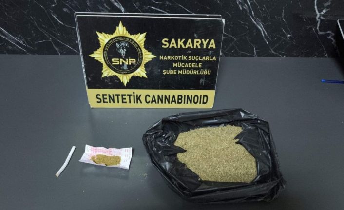 Polis uyuşturucuya geçit vermiyor: 9 gözaltı