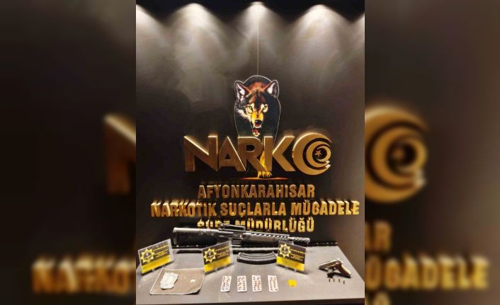 Polisten 4 farklı adrese uyuşturucu baskını