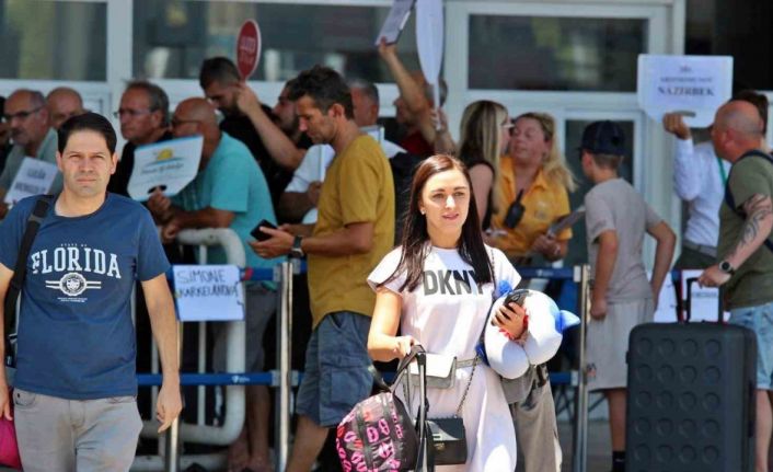 Rus ve Avrupalı turistler yılbaşına Antalya’da girecek