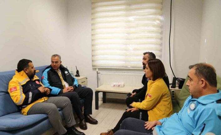 Sağlık Müdürü Asiltürk 112 Çağrı Merkezinde göreve katıldı