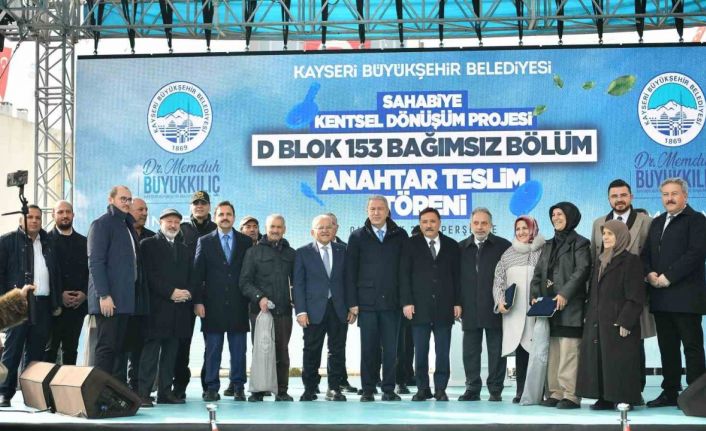 Sahabiye’de anahtarları teslim eden Başkan Büyükkılıç: "Kayseri belediyeciliği icraat üretir"