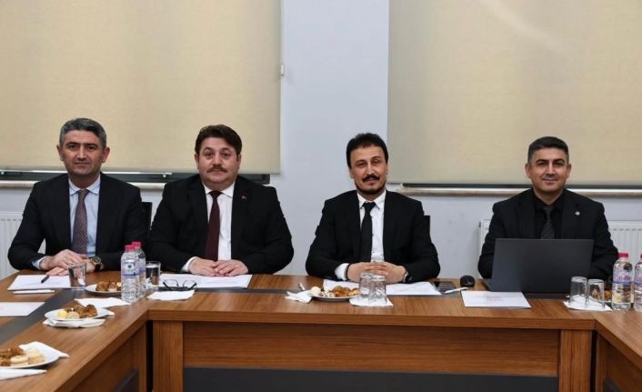 SAÜ’de öğretmen adaylarını güçlendirecek yeni adımlar görüşüldü