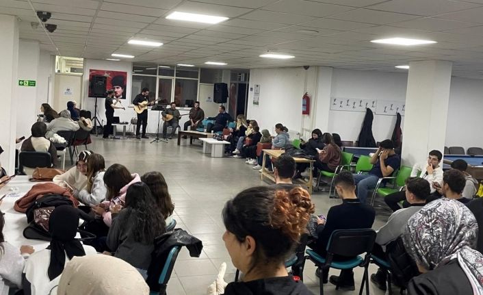 Simav’da üniversite öğrencilerine yönelik motivasyon programı düzenlendi